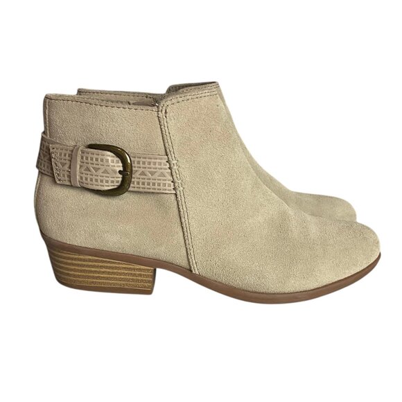 Clarks Women's Size 8 Addiy Suede Zipper Ankle Boots Beige Comfort Fall Casual - Picture 1 of 10